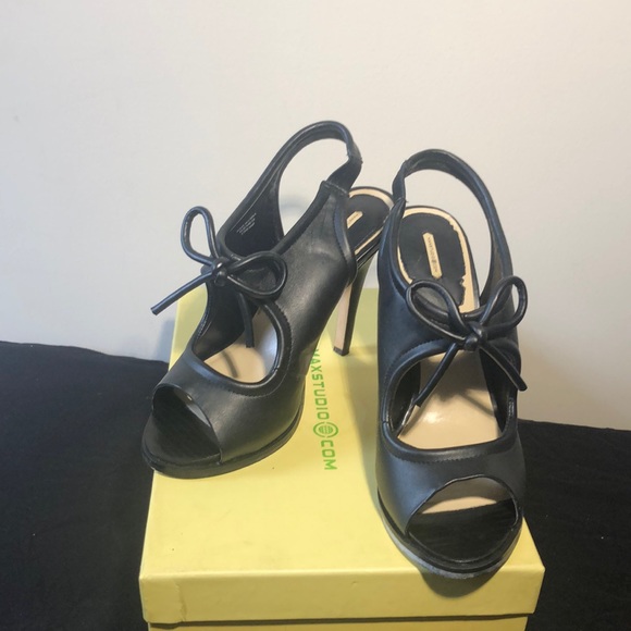Max Studio Shoes - Bow Tie Heels Max Studio Shoes - Bow Tie Heels